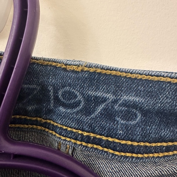 Zara distressed skinny jeans, women size 4, W26, EU 36 in medium wash - Picture 2 of 6